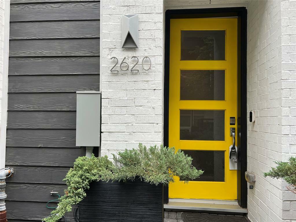 Property Photo: 2620 Rusk Street TX 77003
