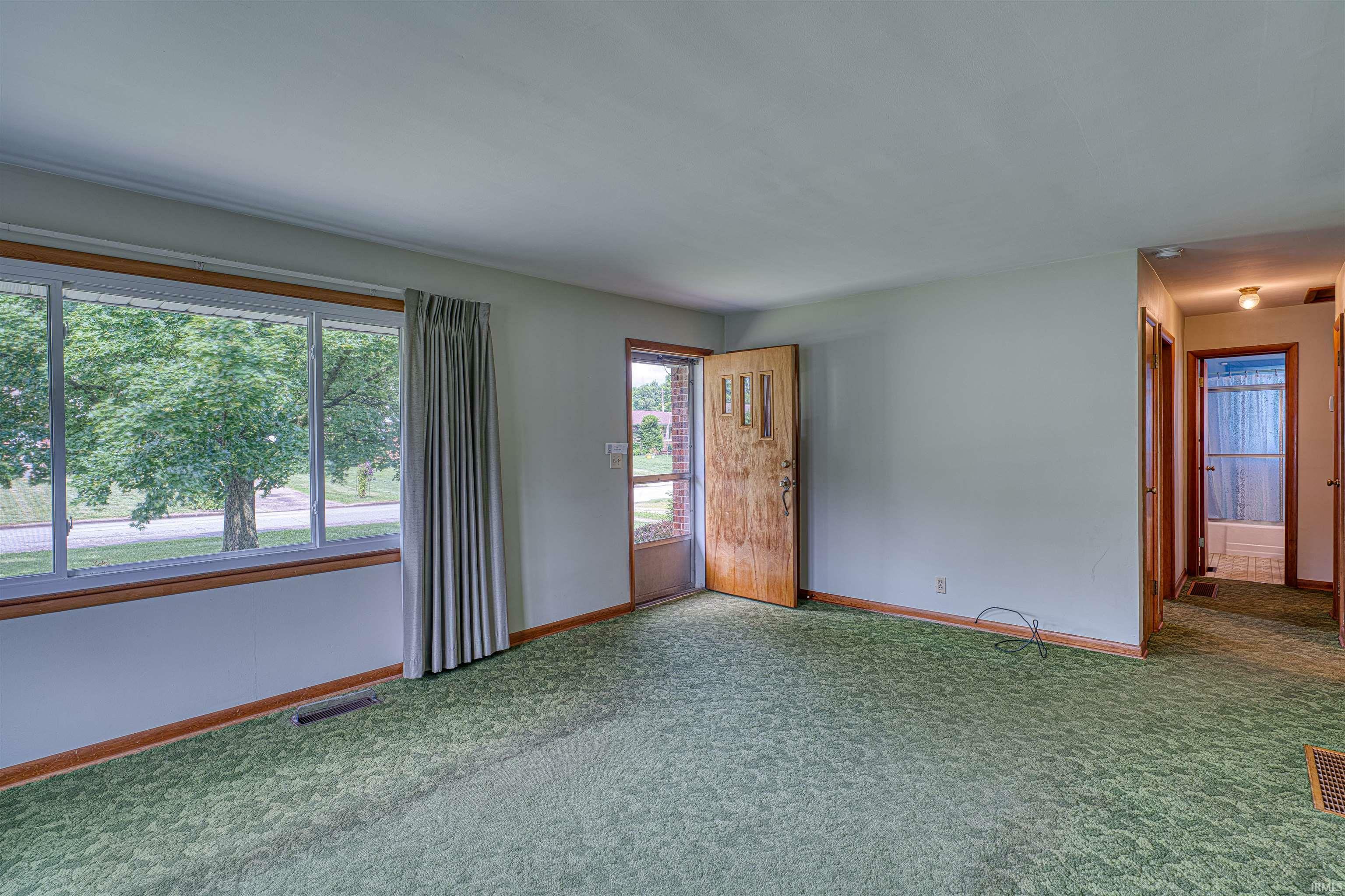 Property Photo:  5401 Elmhurst Drive  IN 47711 