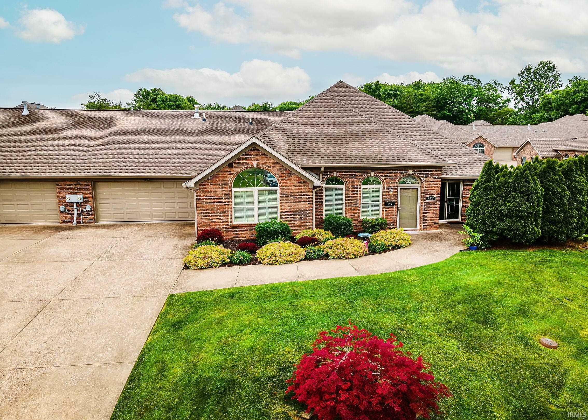 Property Photo: 8217 Wyntree Villa Drive IN 47630