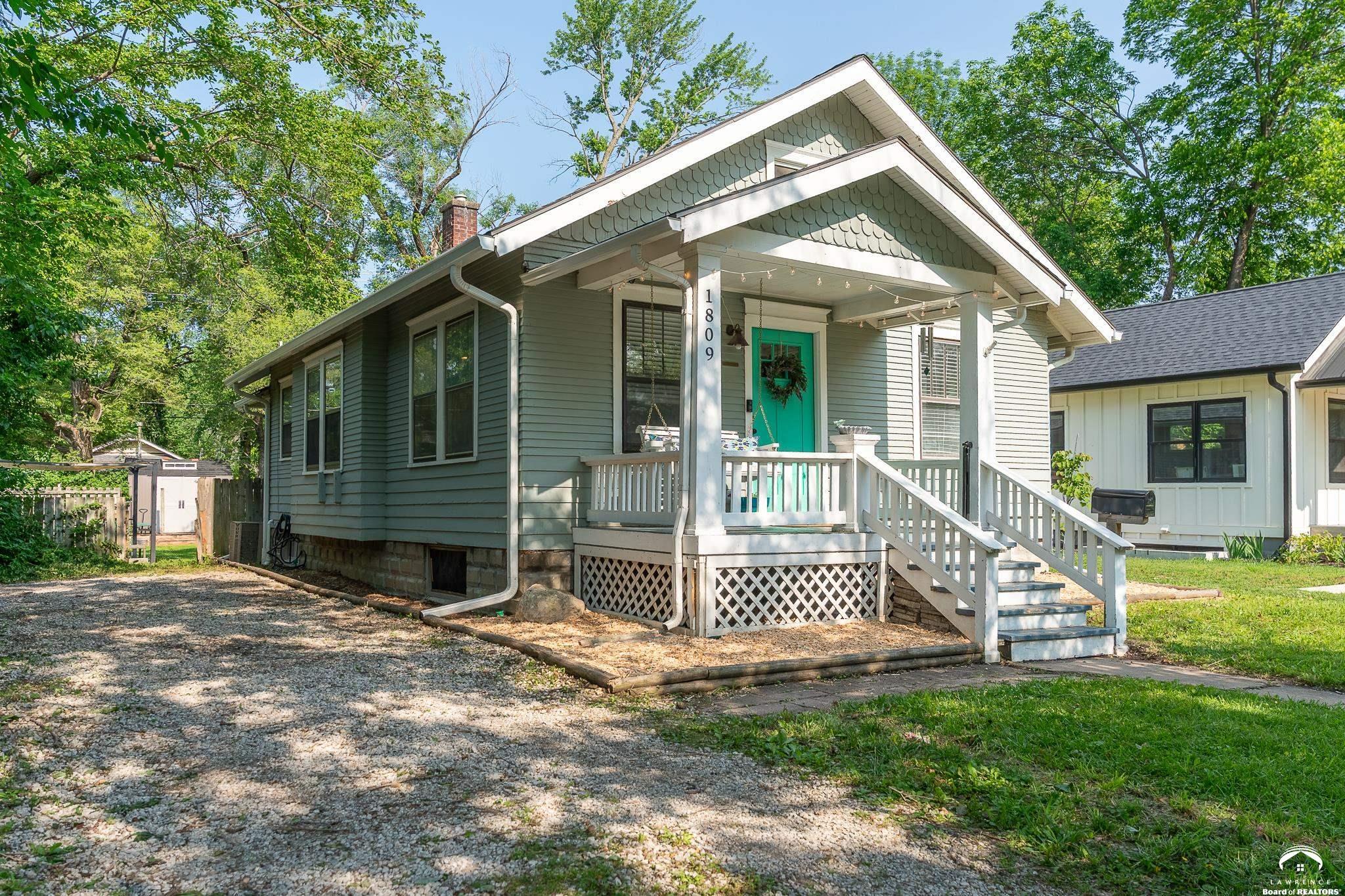 1809 Illinois Street  Lawrence KS 66044 photo