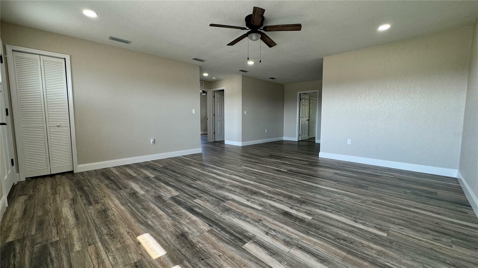 Property Photo:  1735 Council Drive  FL 33573 