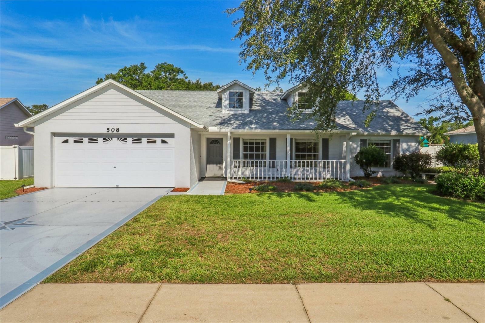 508 Woodview Drive  Tavares FL 32778 photo