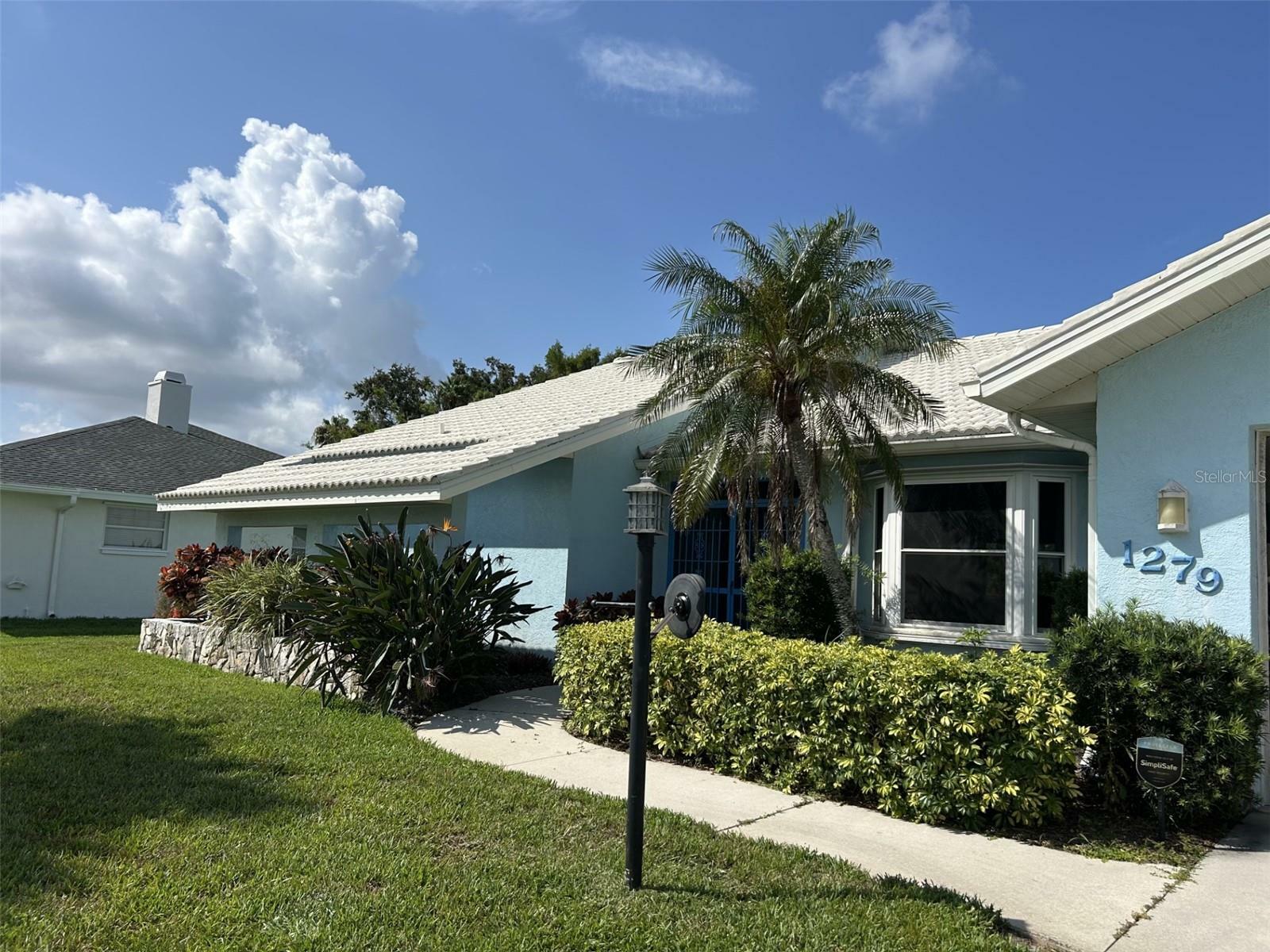 Property Photo: 1279 Vermeer Drive FL 34275