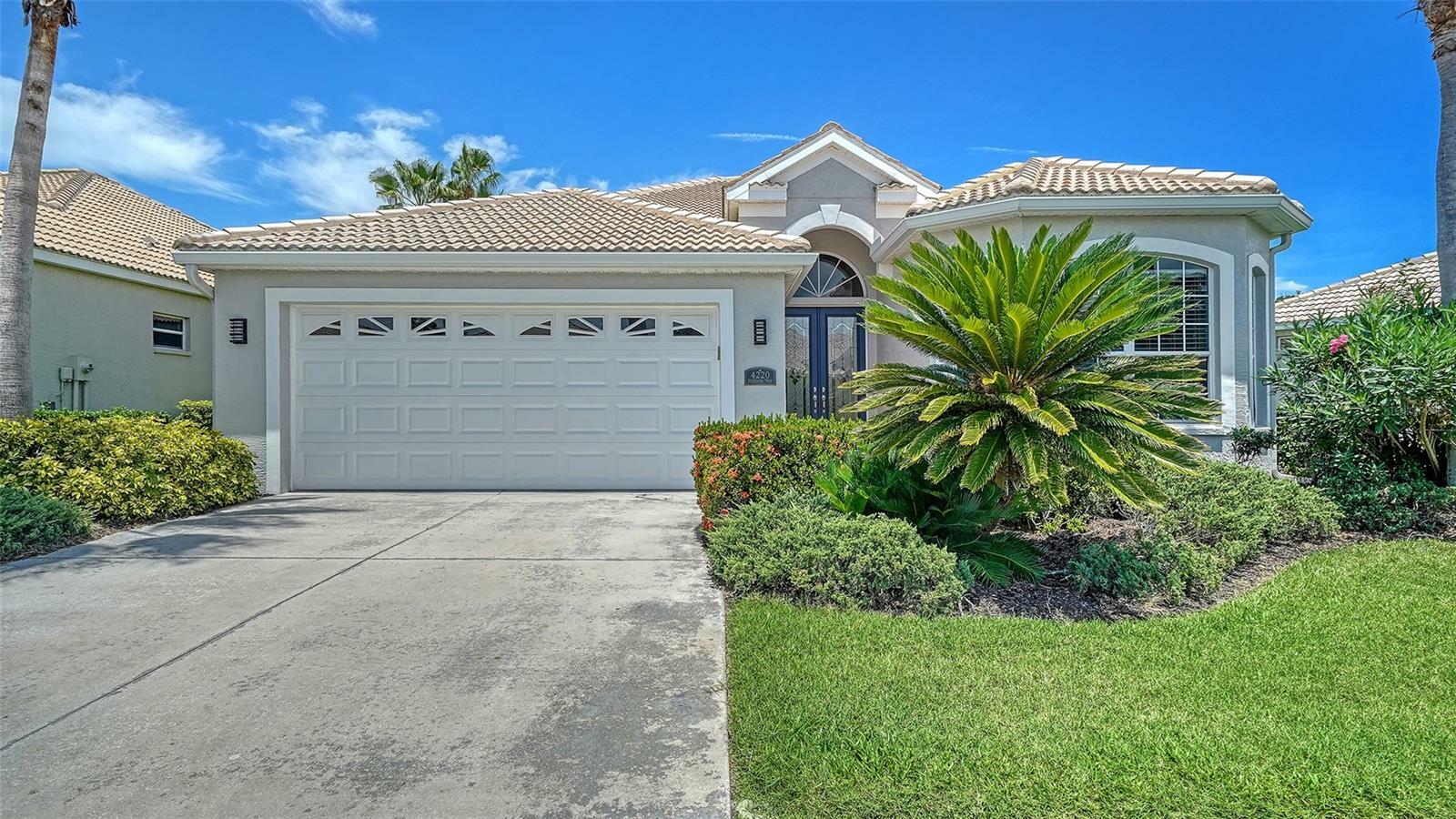 Property Photo: 4220 Miriana Way FL 34233