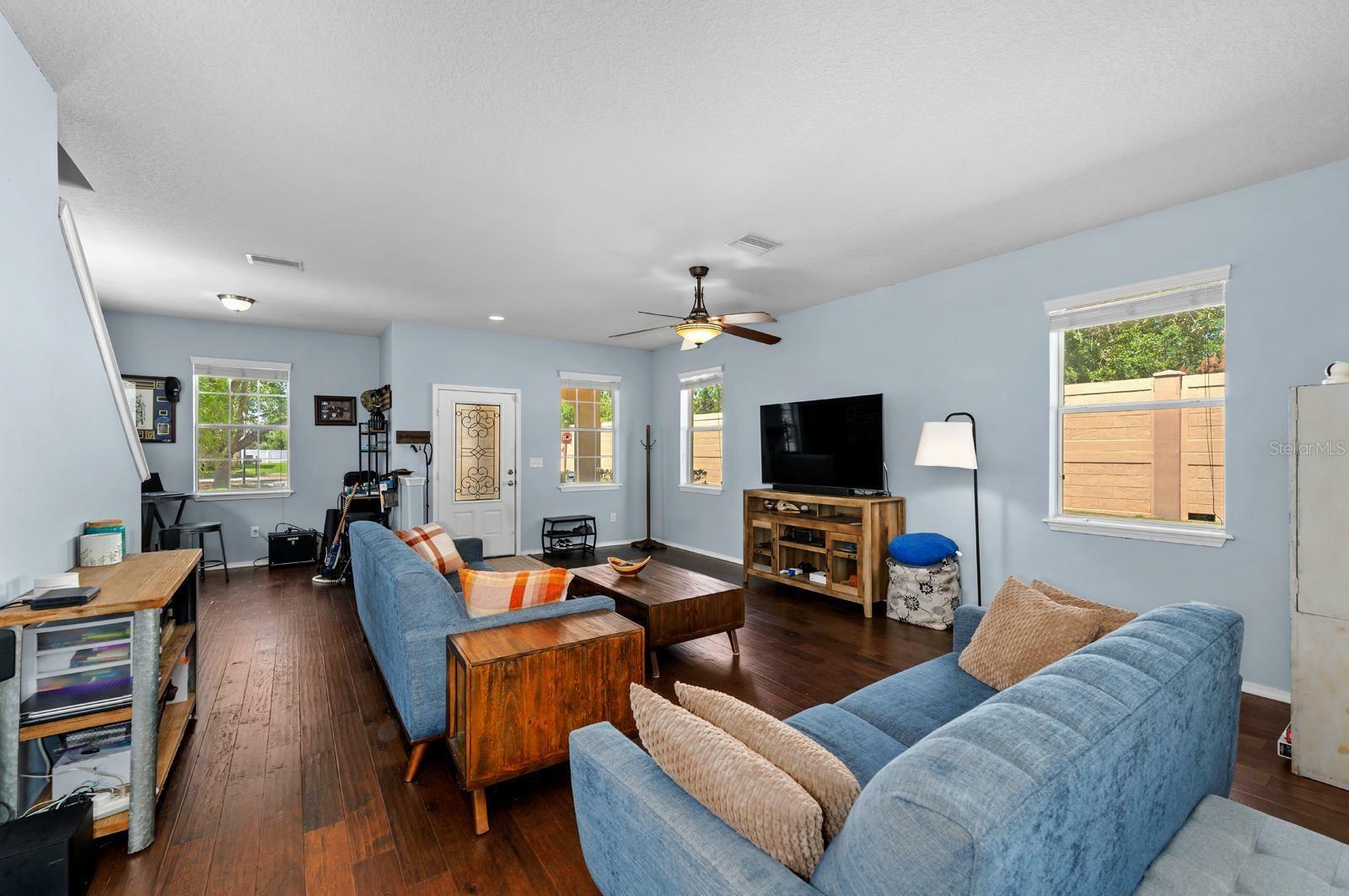 Property Photo: 8820 Turnstone Shore Lane FL 33578