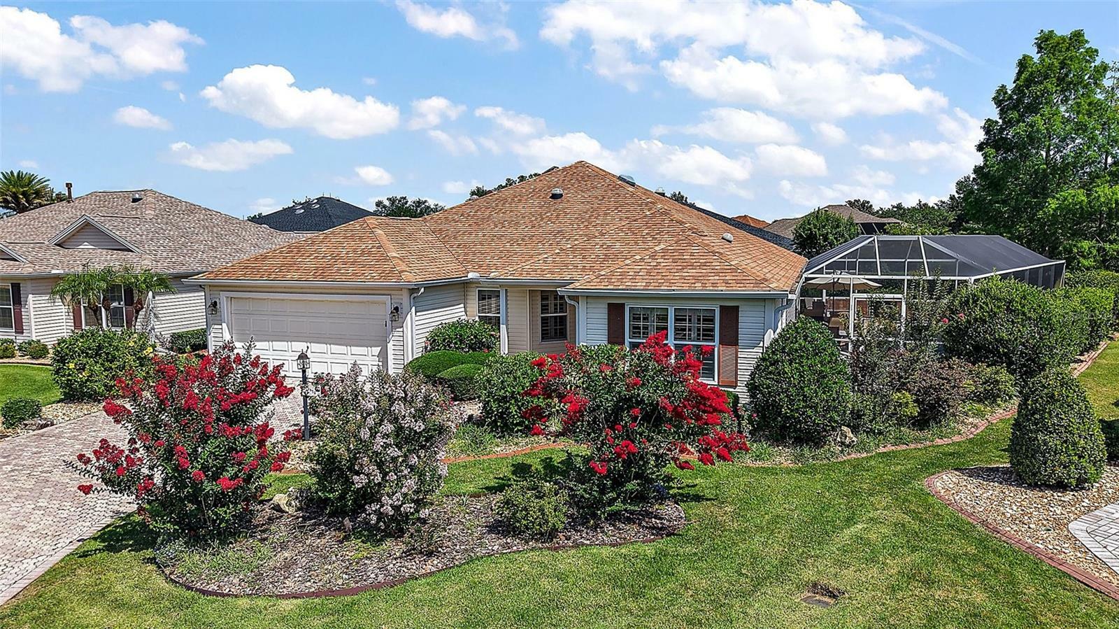 Property Photo: 1175 Johnston Path FL 32162