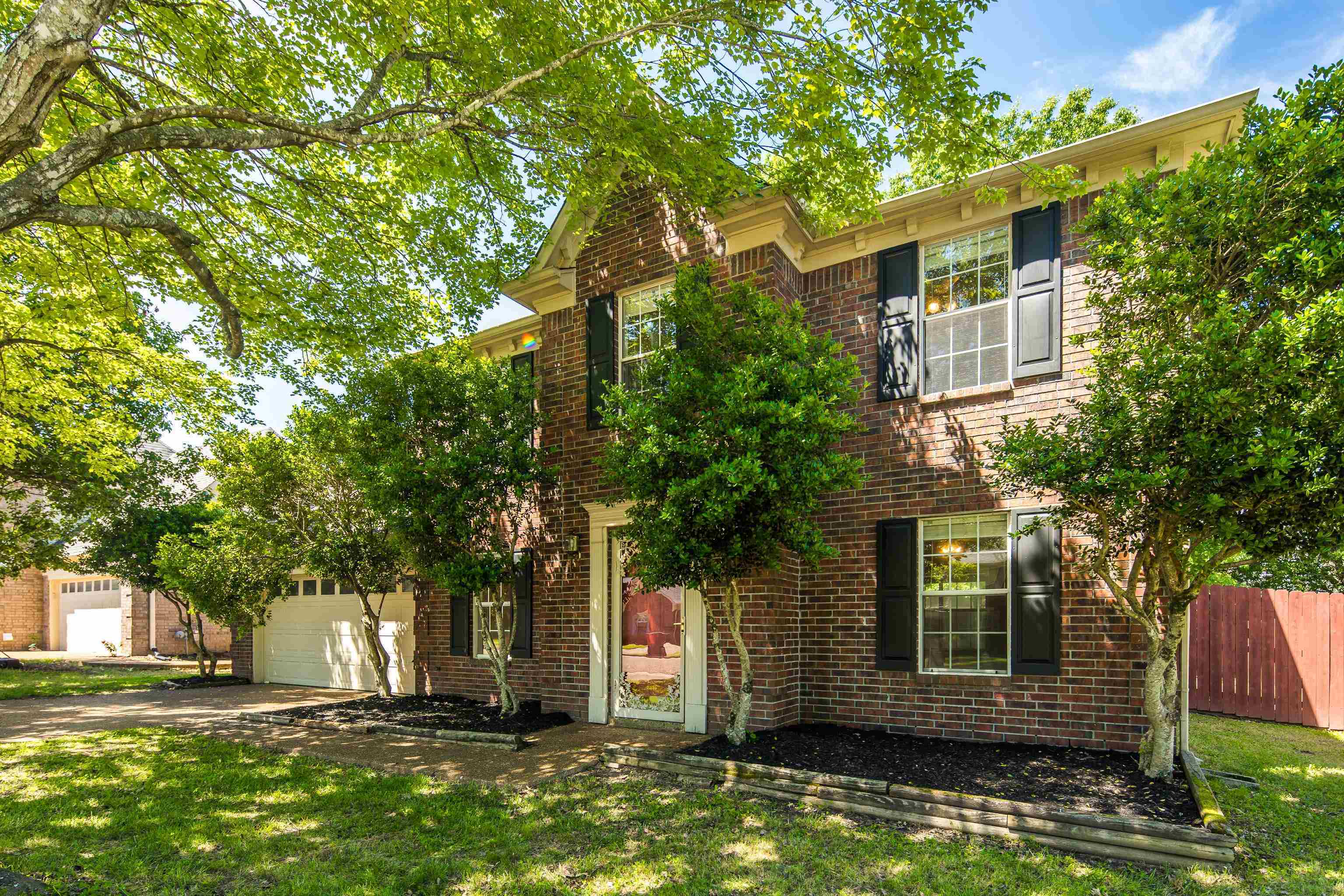 Property Photo: 1447 Howling Dr TN 38017