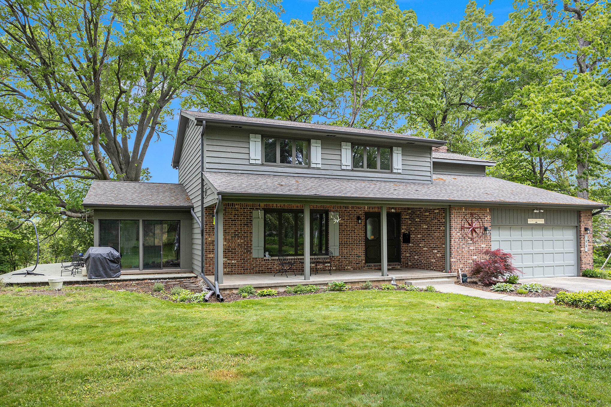 Property Photo: 44 Bayshore Drive MI 49015