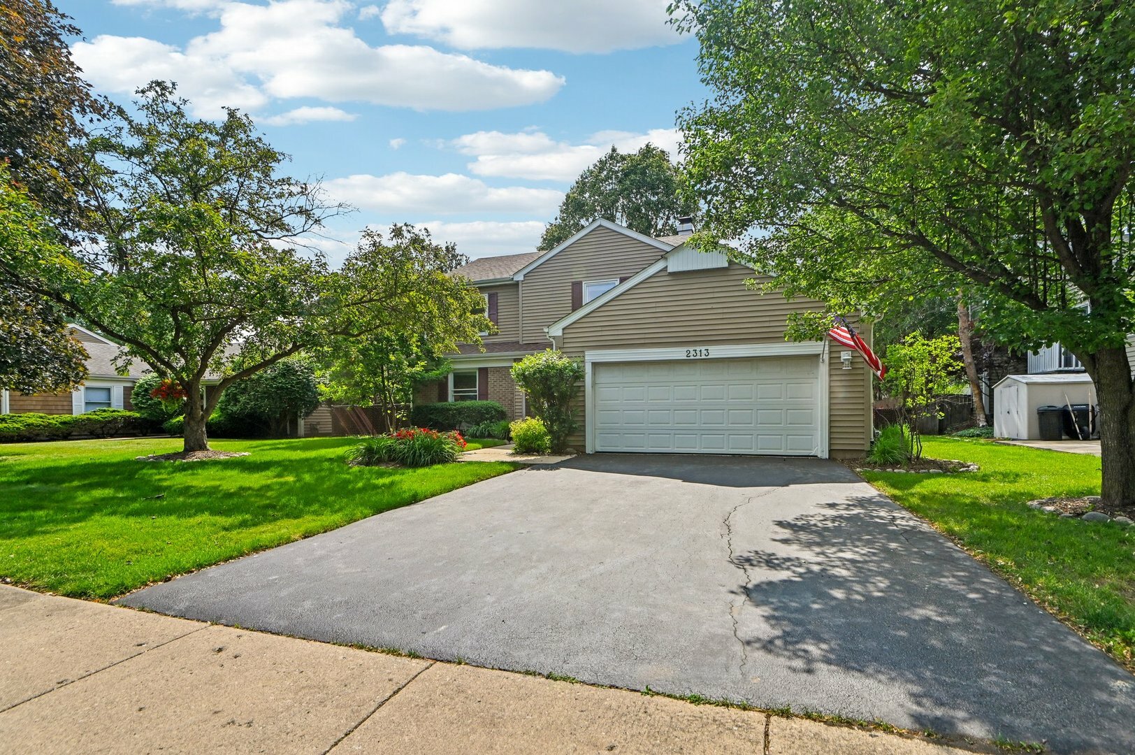 Property Photo: 2313 Modaff Road IL 60565
