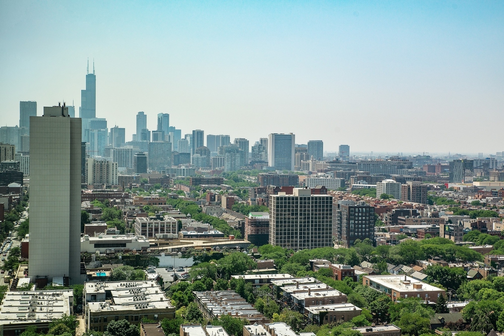 Property Photo: 1850 N Clark Street 2106 IL 60614