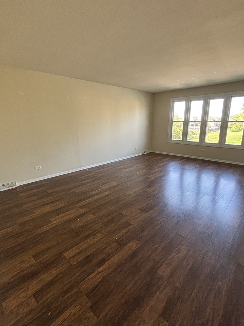 Property Photo: 506 Jeffery Avenue 2 IL 60409