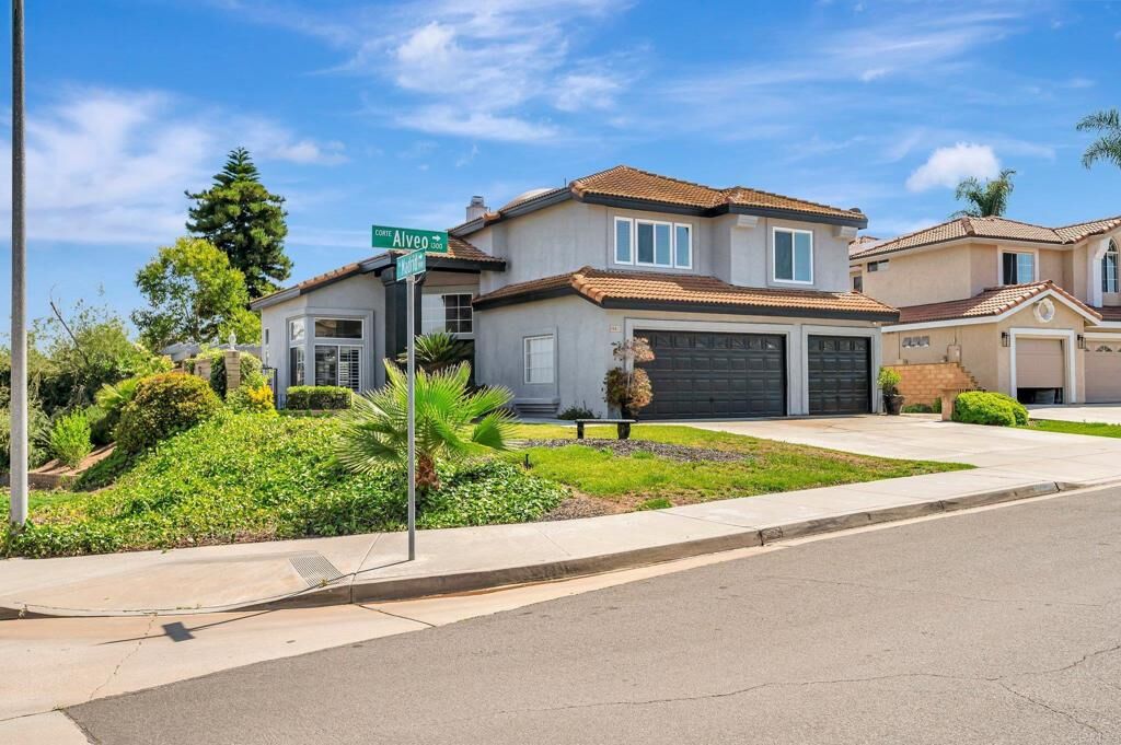 Property Photo:  1359 Corte Alveo  CA 92057 