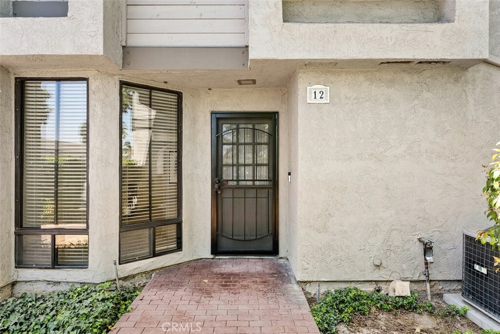 Property Photo:  2220 E Chapman Avenue 12  CA 92831 