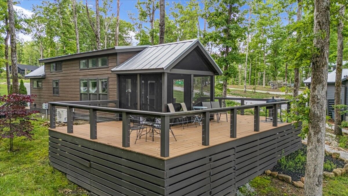 Property Photo:  411 Waters Edge Way  TN 37387 