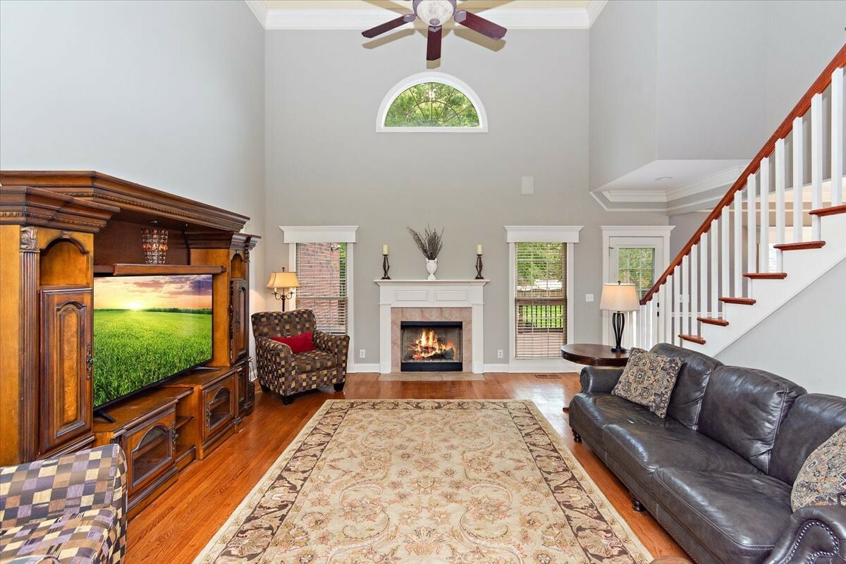 Property Photo: 2214 Woodridge Trl TN 37130