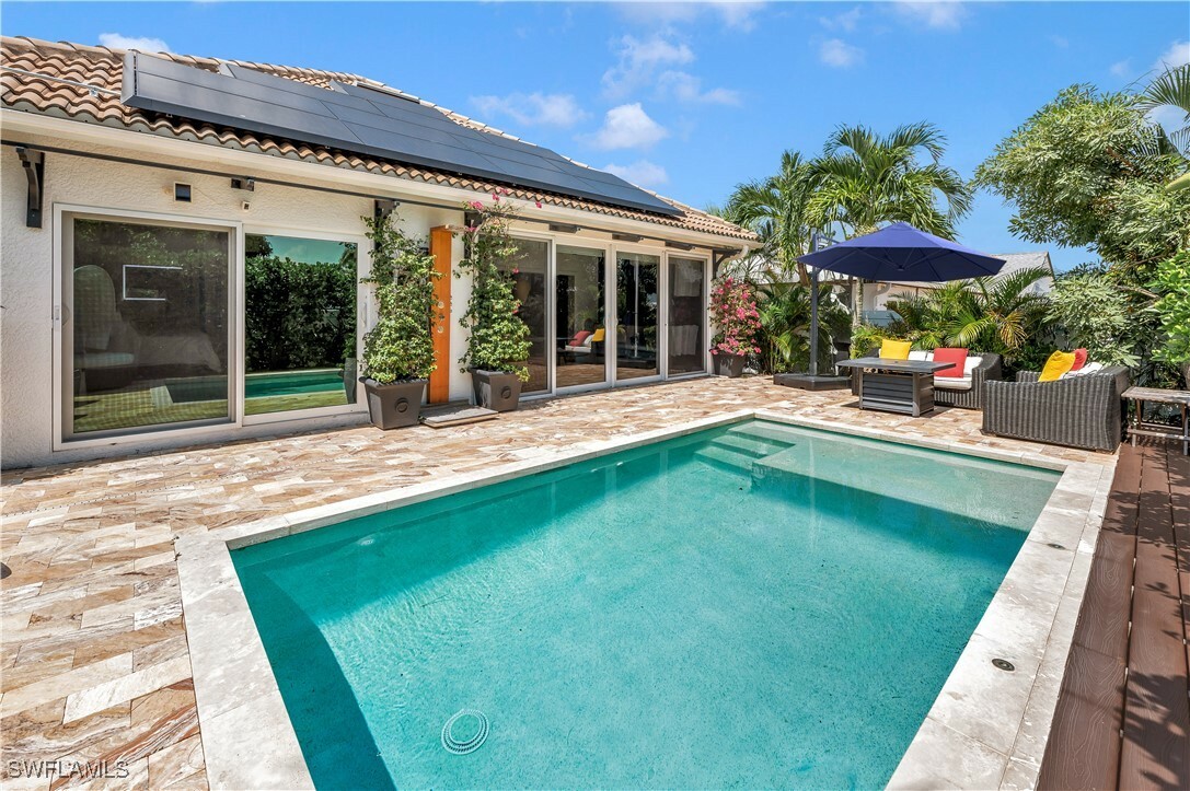 Property Photo: 786 109th Avenue N FL 34108