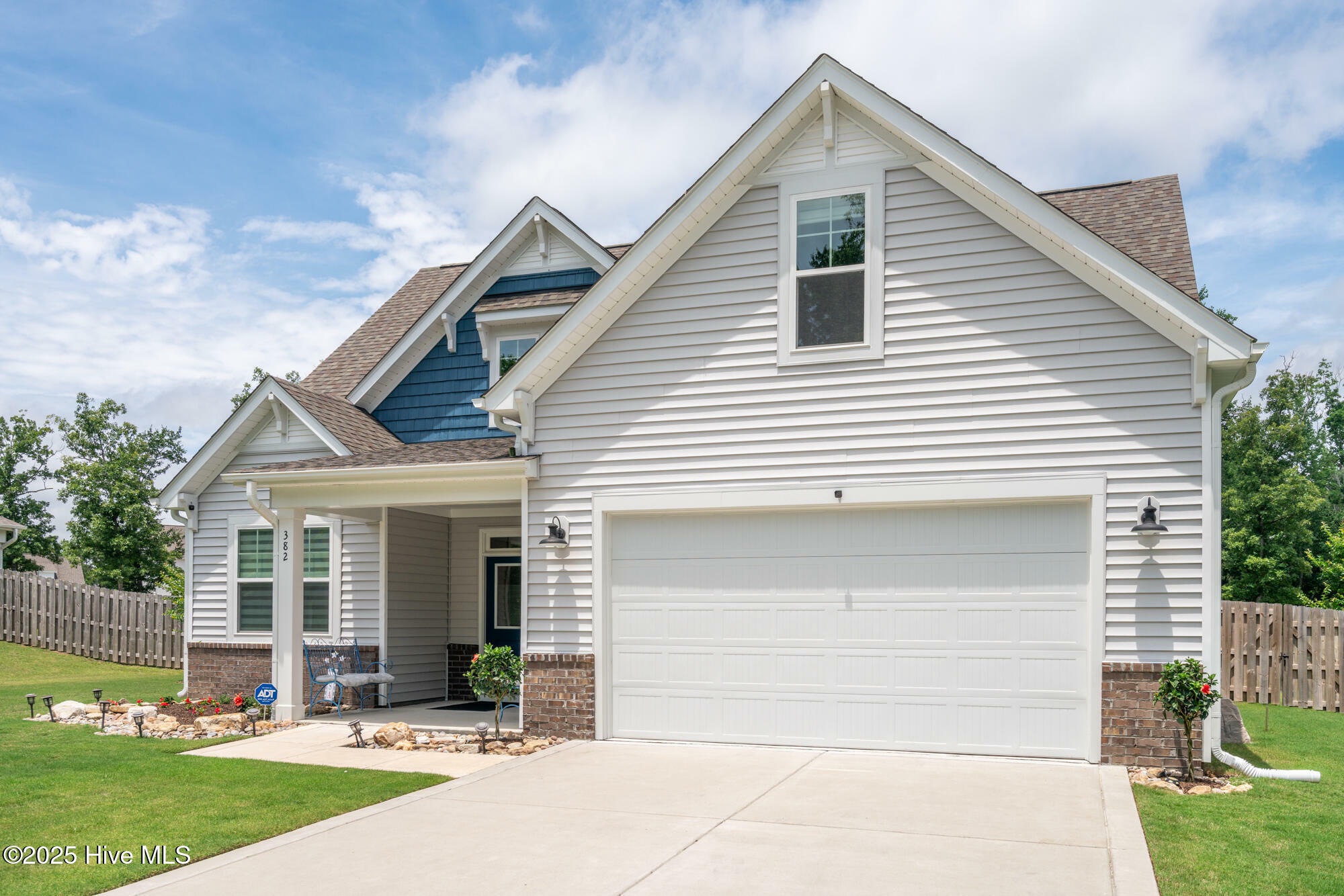 Property Photo: 382 Sandy Brook Court NC 28462