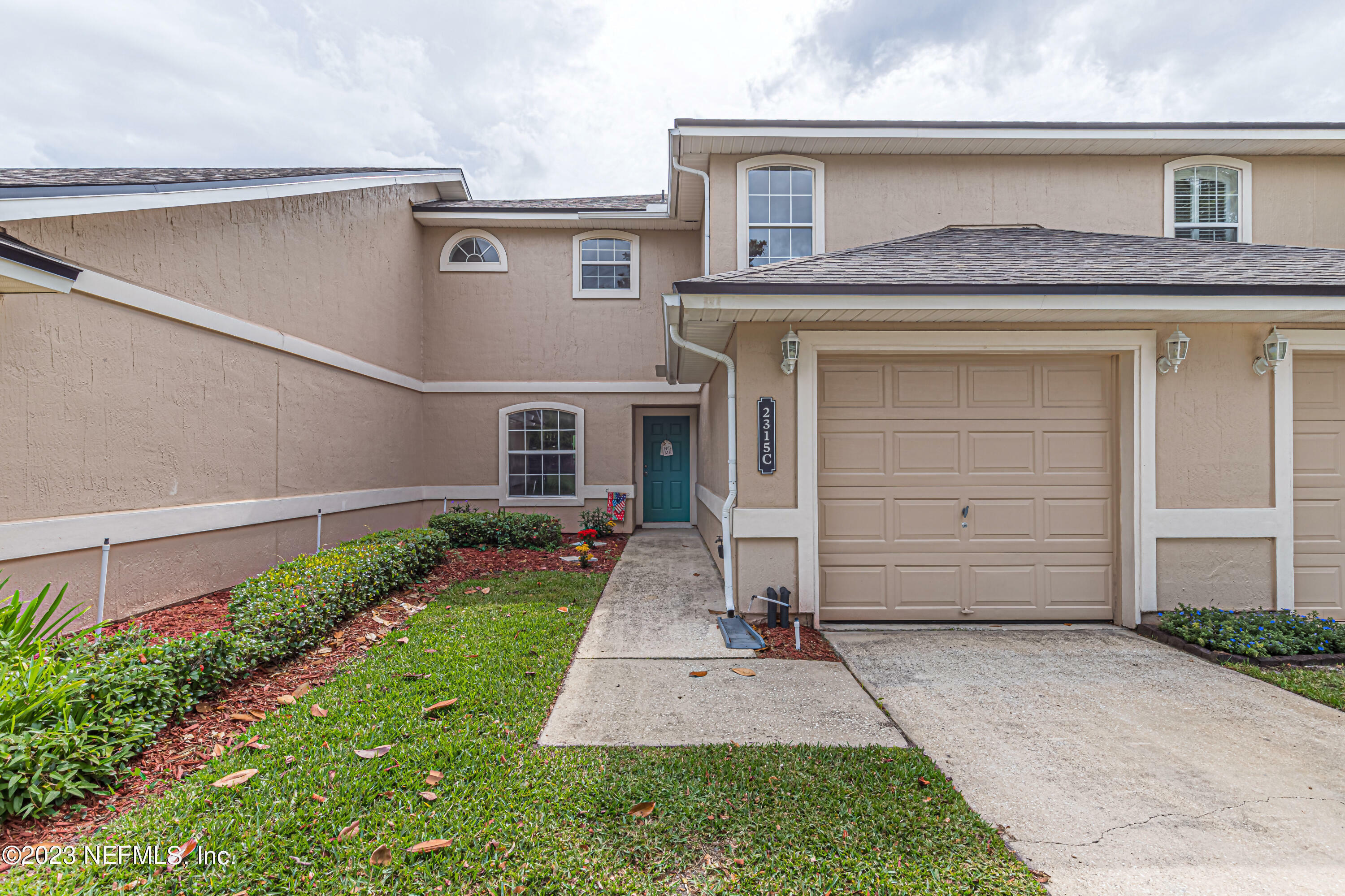 Property Photo: 2315 Wood Hollow Lane C FL 32003