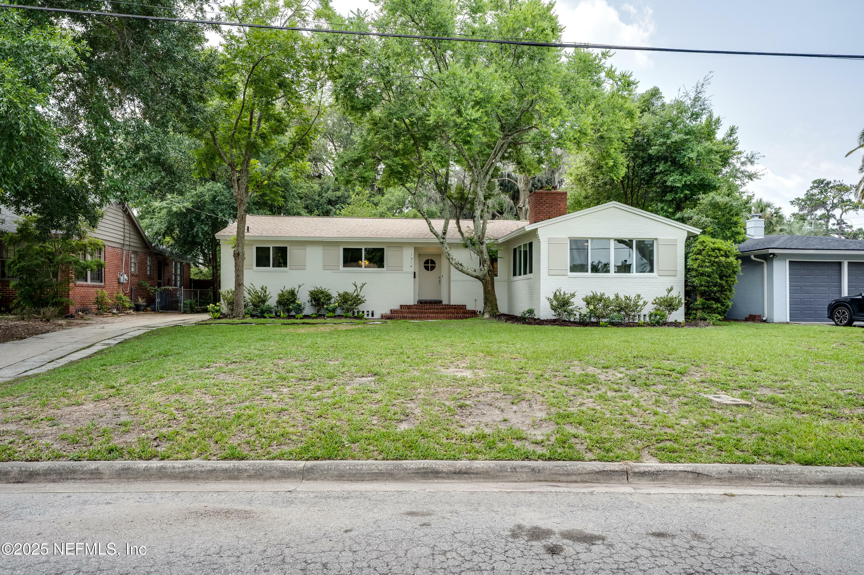 Property Photo: 1514 Dunsford Road FL 32207
