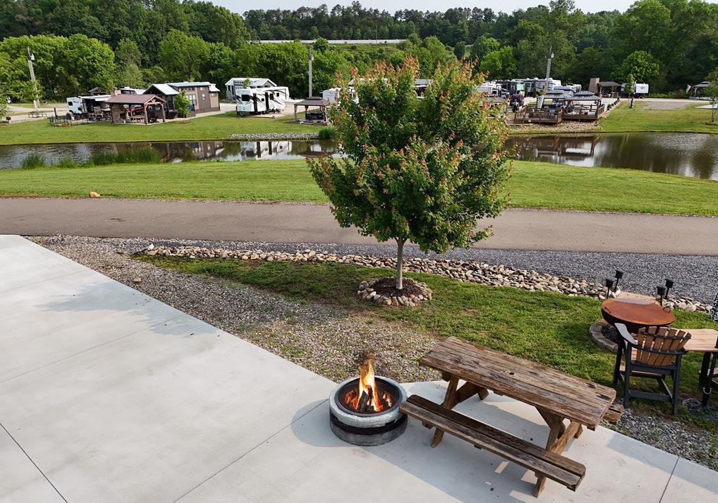 Property Photo:  158 Mountain Meadows Drive  GA 30560 