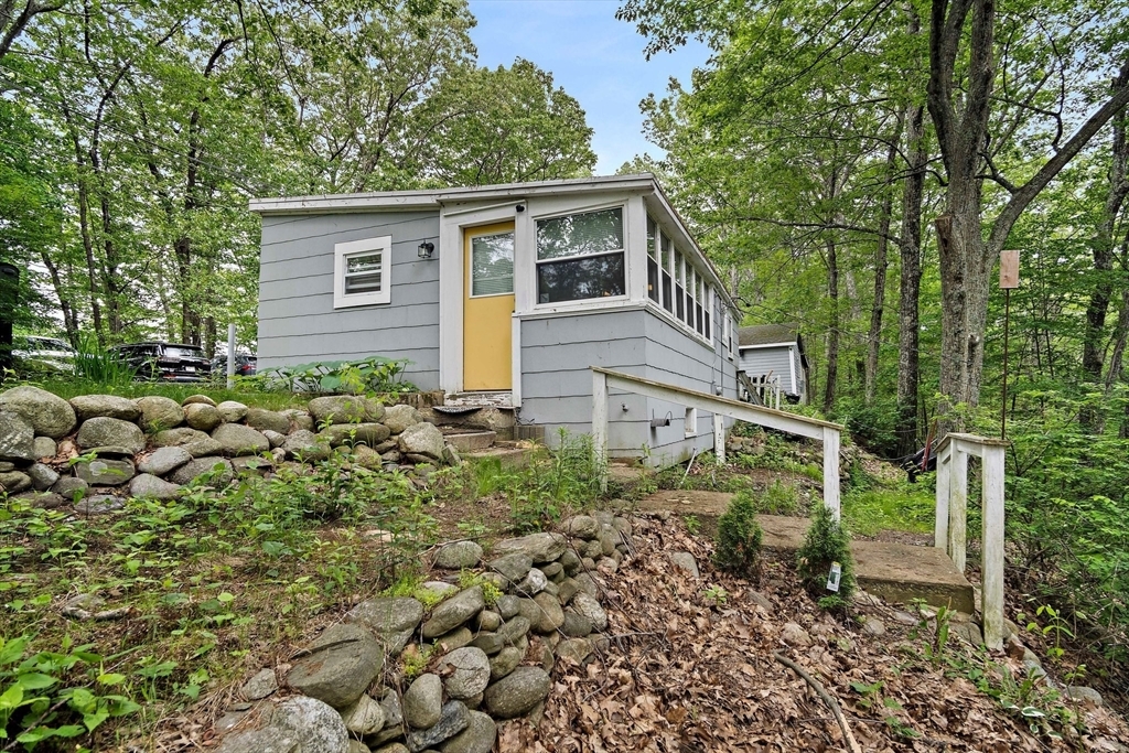 Property Photo: 313 Whiley Rd + 0 York Trail MA 01450