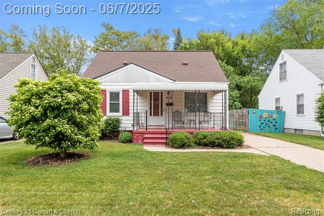 Property Photo: 919 Whitcomb Avenue MI 48073