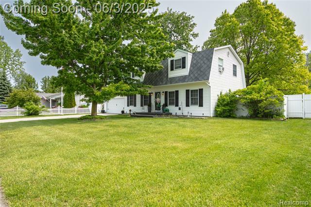Property Photo:  527 Montana Street  MI 48040 