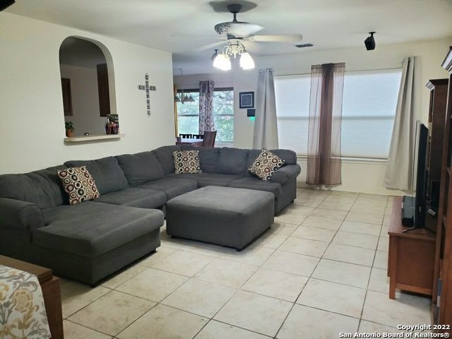 Property Photo: 59 Rainy Ave TX 78240
