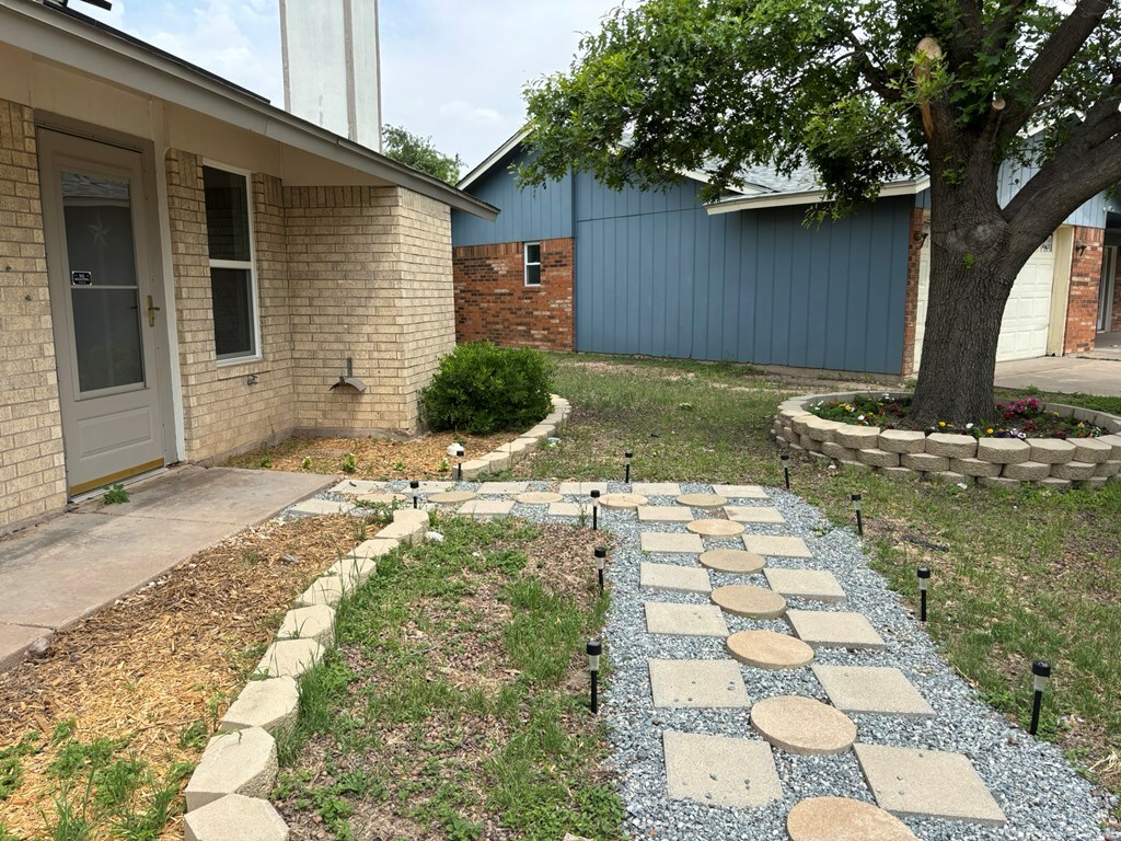 Property Photo: 1014 Alpha Circle TX 76903
