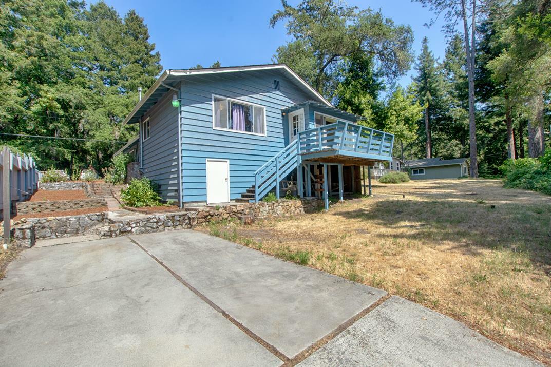 Property Photo:  7 Plaza  CA 95041 
