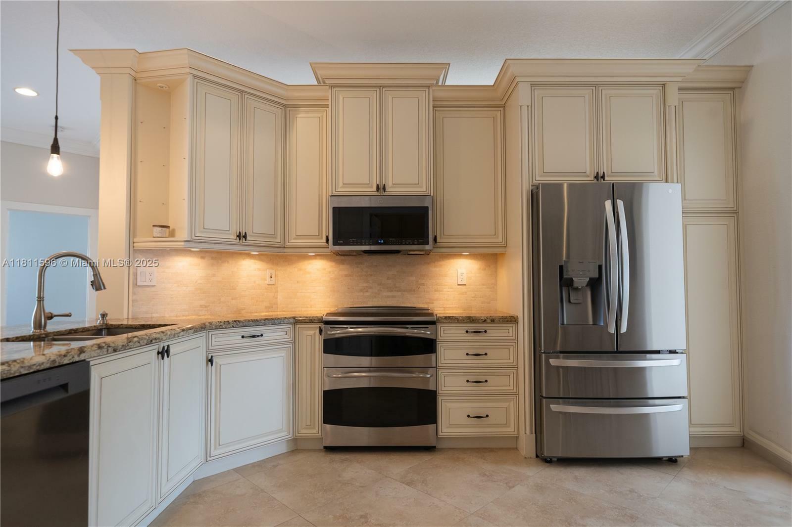 16404 Diamond Place  Weston FL 33331 photo
