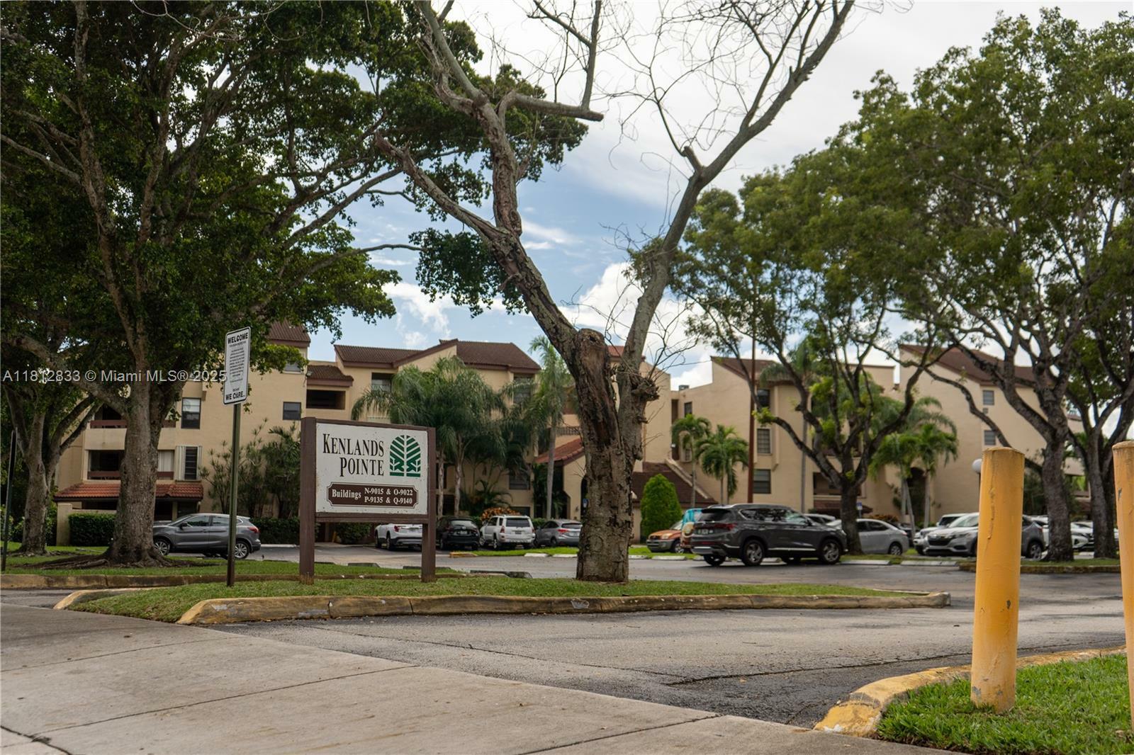 Property Photo: 9140 SW 123rd Ct 208-Q FL 33186