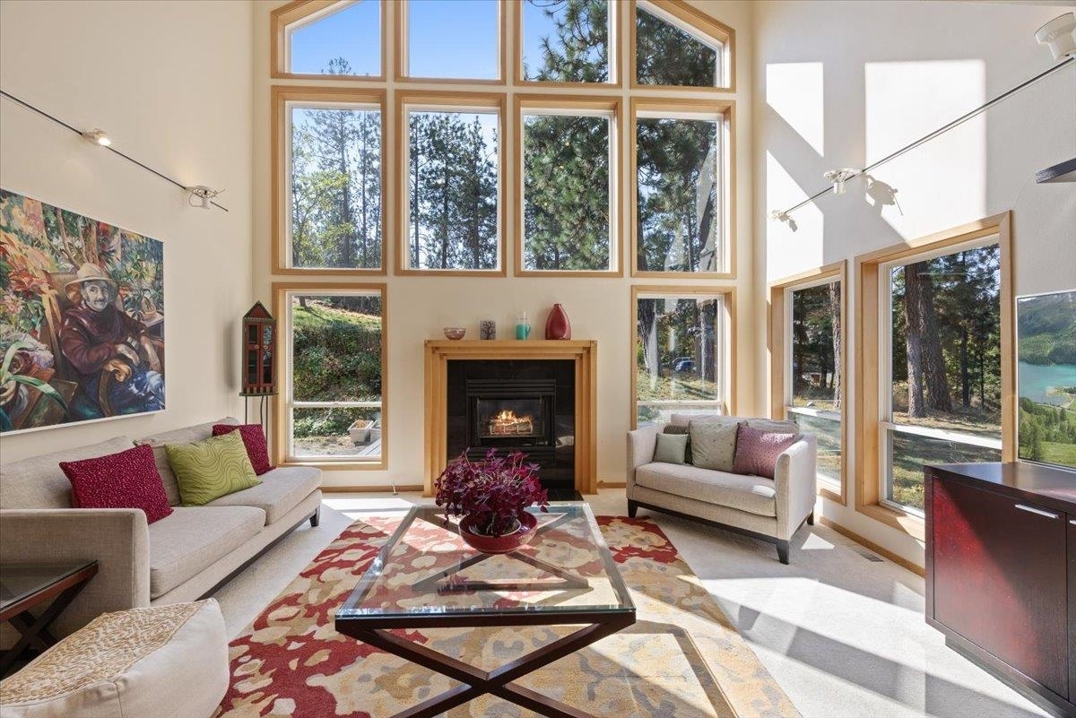 Property Photo: 14410 E 45th Ct WA 99037