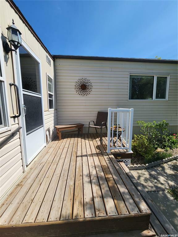 Property Photo: 258 Tallman Street SK S0C 1P0