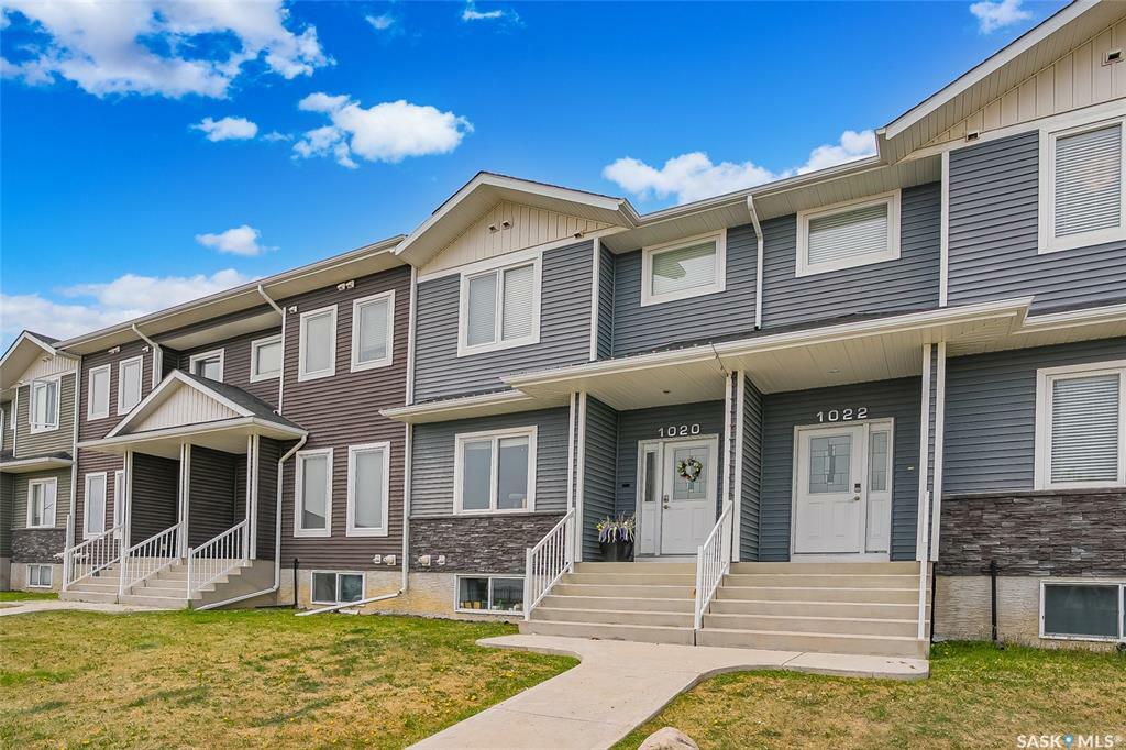 Property Photo:  1020 Evergreen Boulevard  SK S7W 0V9 