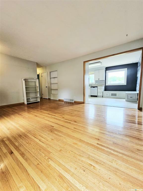 Property Photo: 1119 Asquith Drive SK S0A 0X0