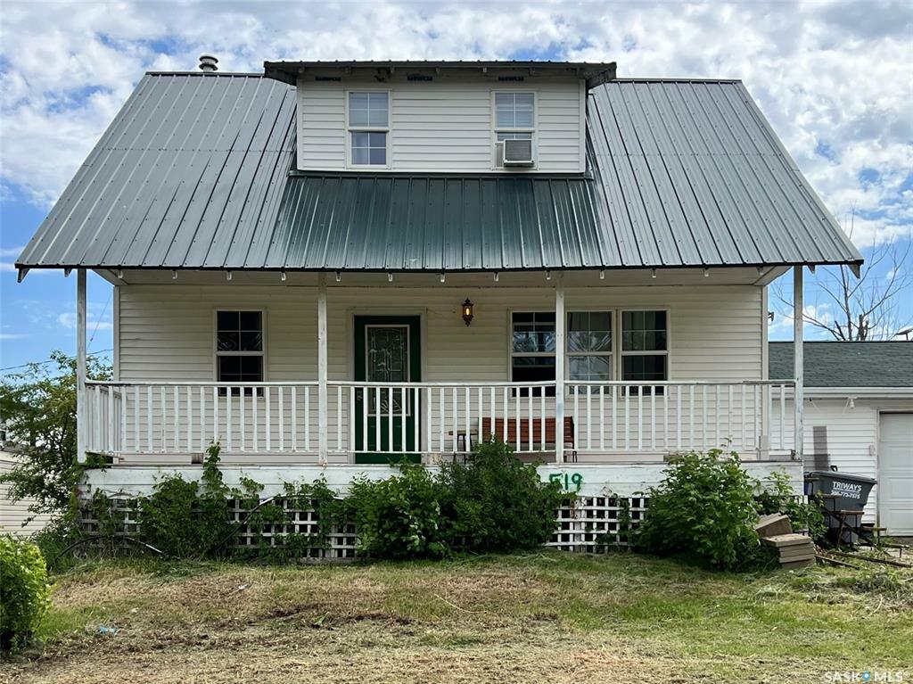 Property Photo: 519 Brownlee Street SK S0H 2A0