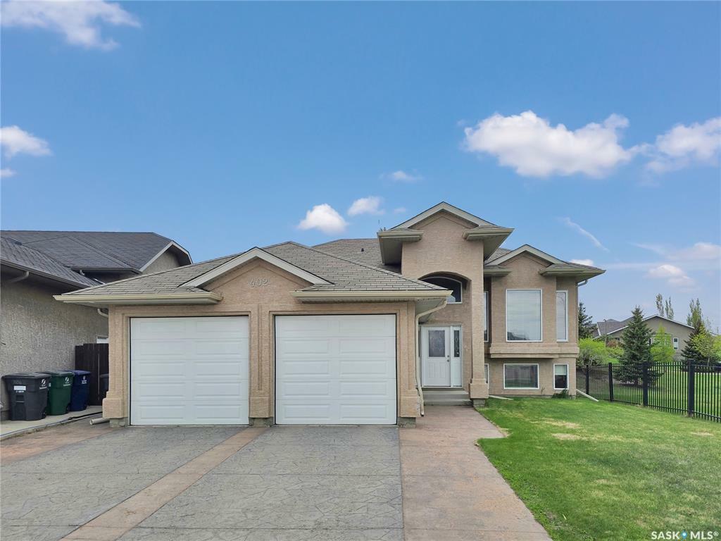 Photo de la propriété:  402 McKague Crescent  SK S7R 0A6 