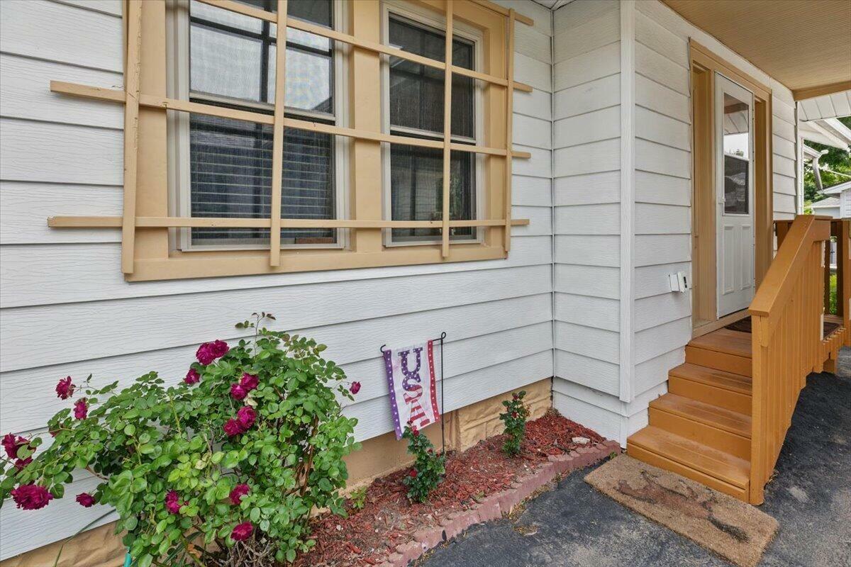 Property Photo: 3439 5th Avenue IA 51501