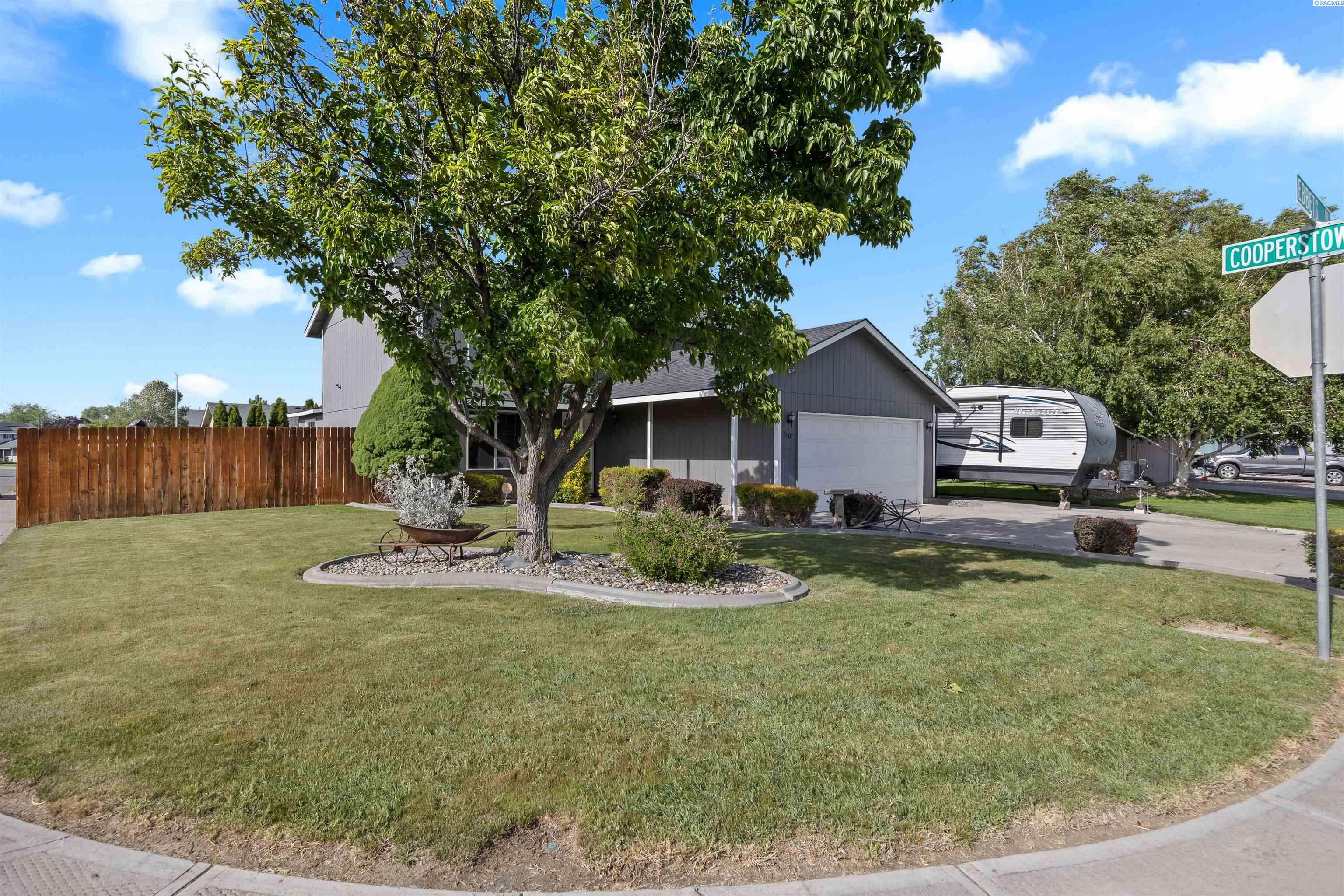 Property Photo: 6707 Ebbets Dr WA 99301