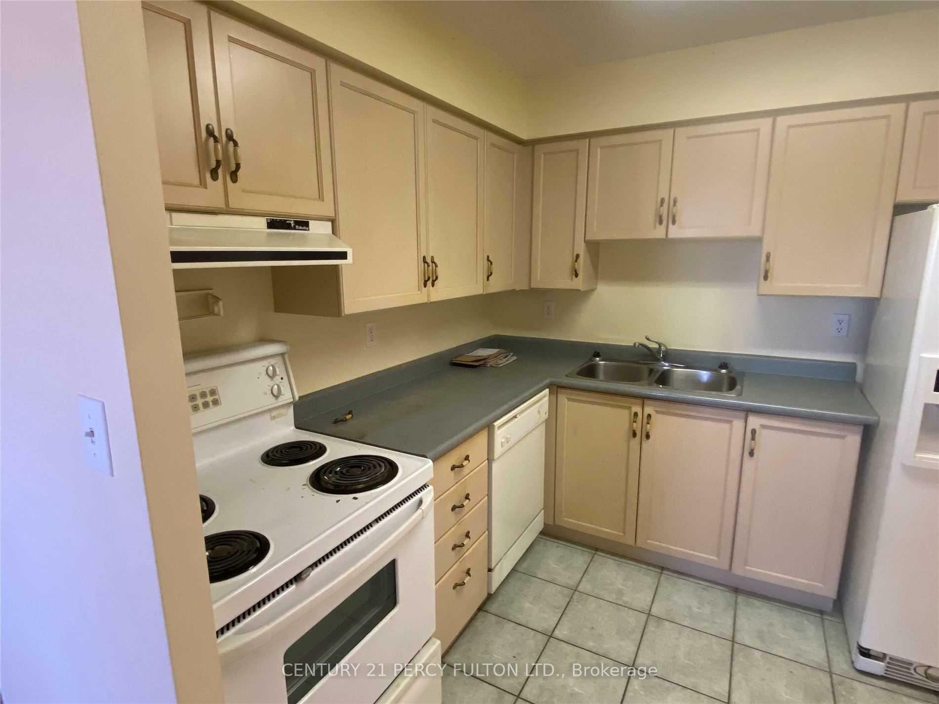 Property Photo: 32 Tannery Street 307 ON L5M 6T6