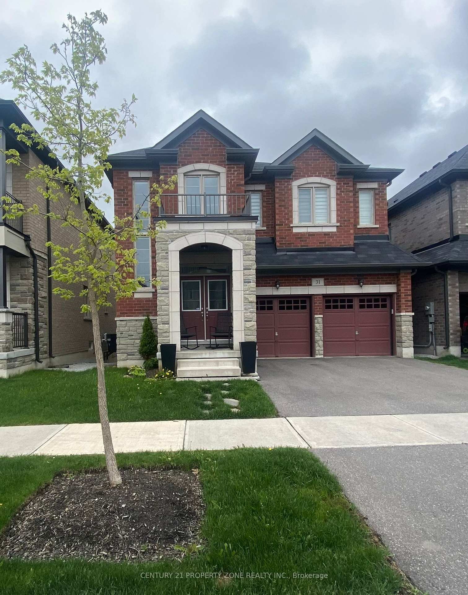 Property Photo: 31 Valleyscape Trail ON L7C 4H3