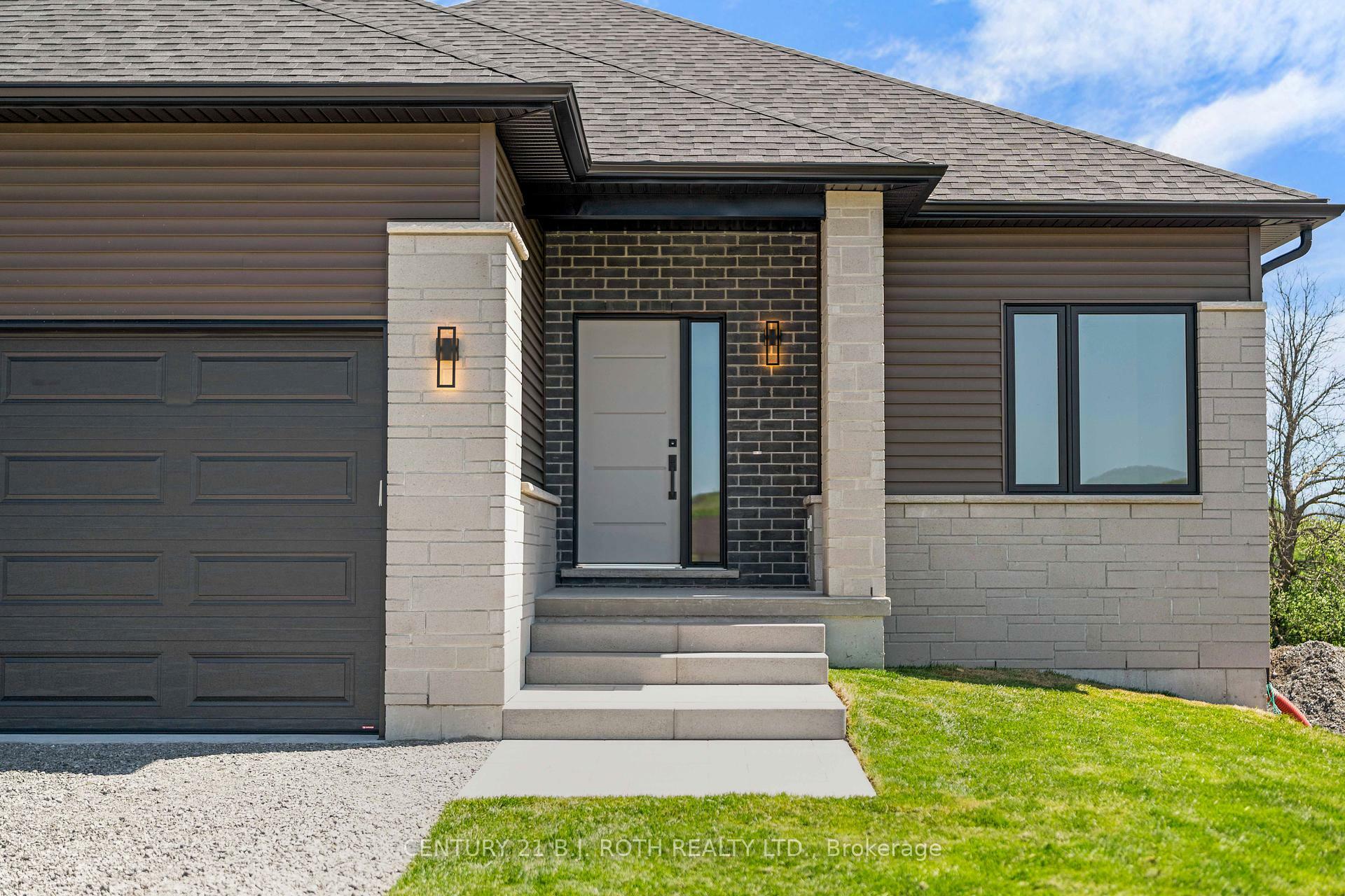 Property Photo: 129 Brandon Avenue ON L0K 1E0