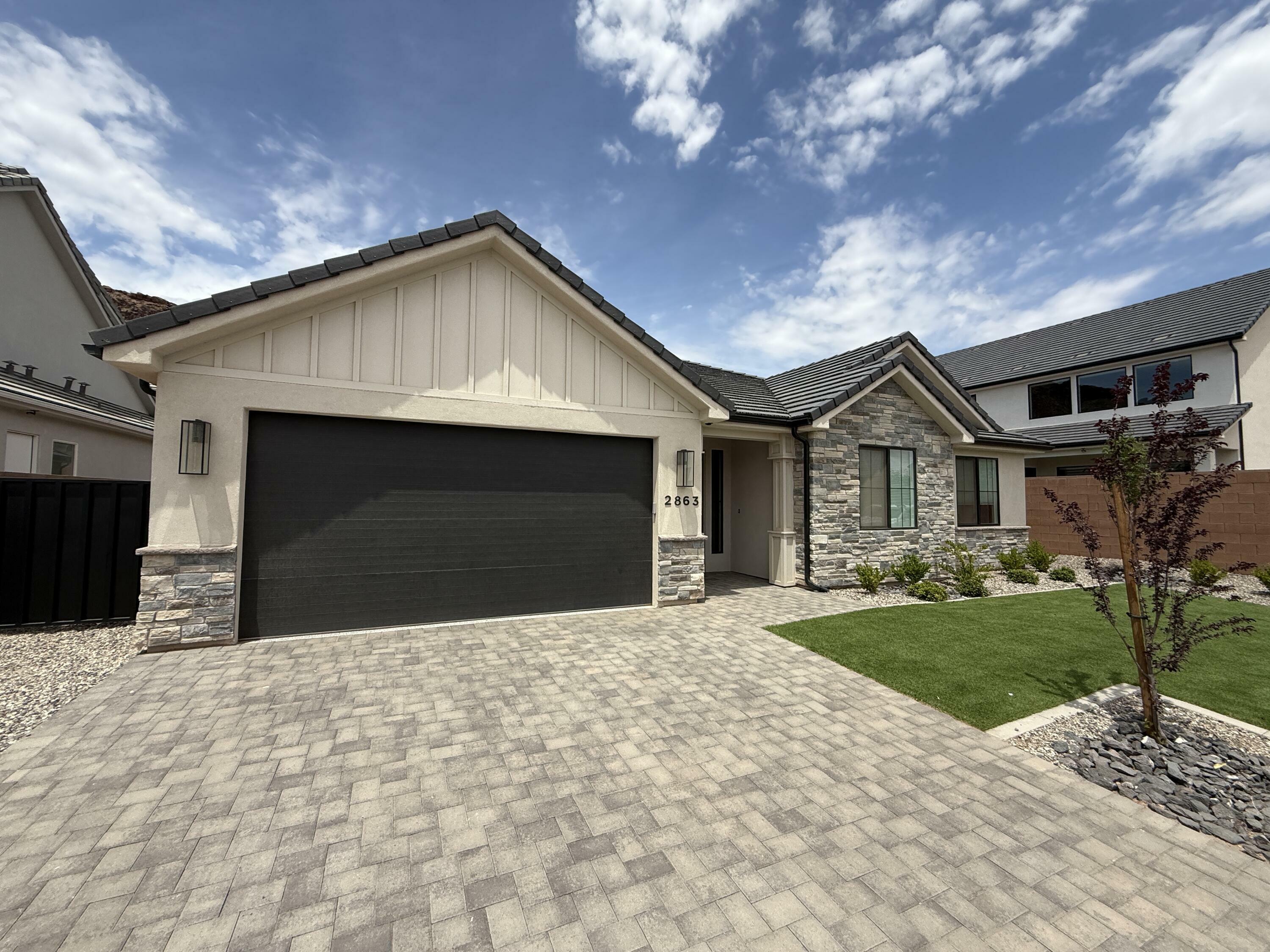 Property Photo: 2863 E Freshet Dr UT 84780