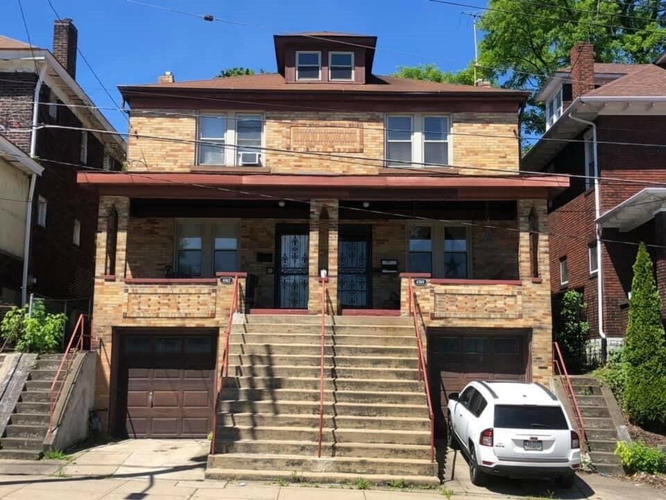 Property Photo: 4360 Murray Avenue PA 15217