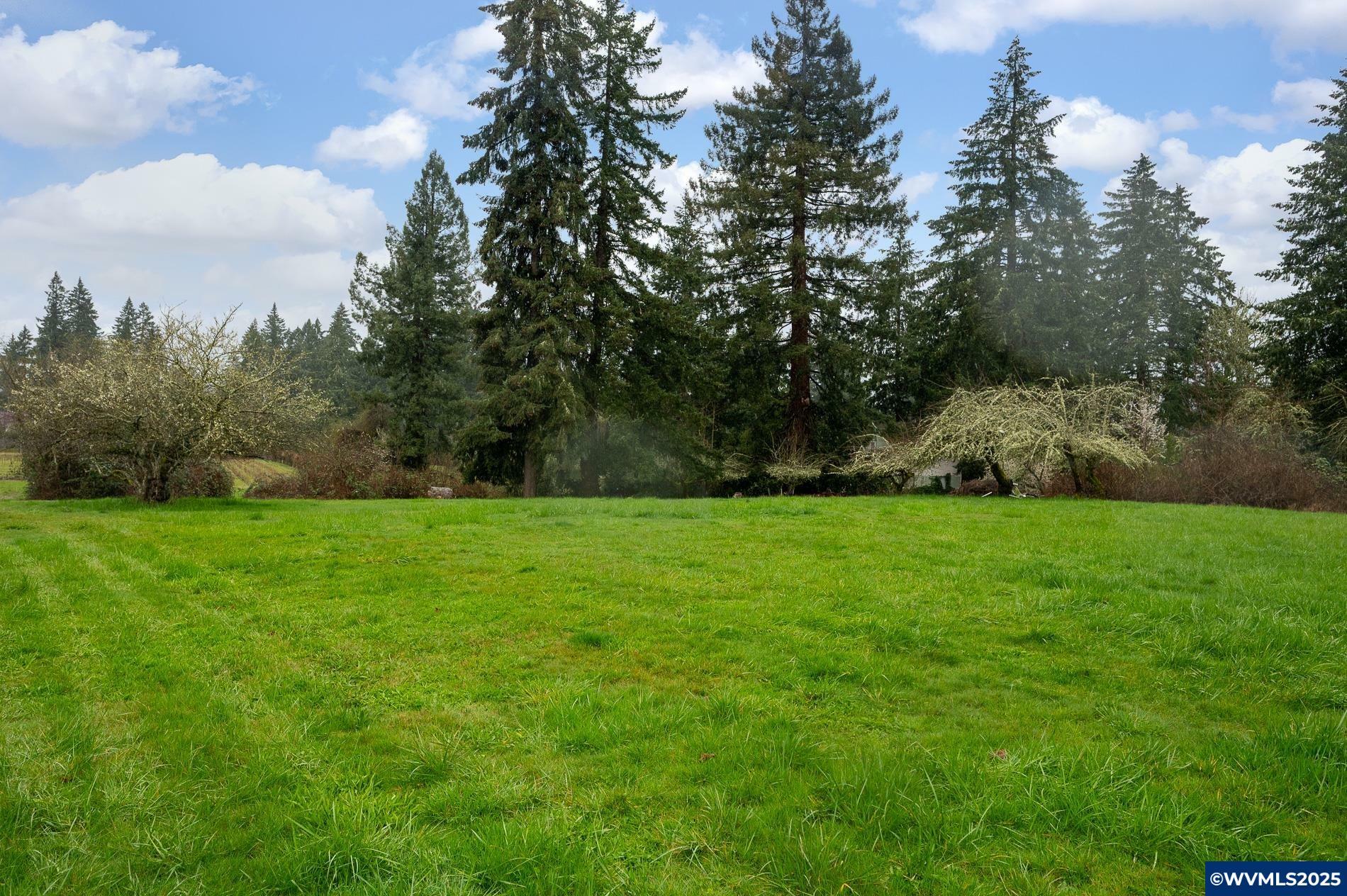 Property Photo: 20812 SW Elwert Rd OR 97140