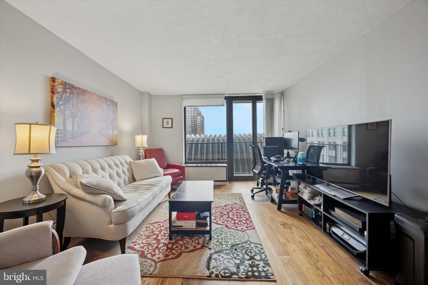 Property Photo: 1420 Locust Street 13R PA 19102