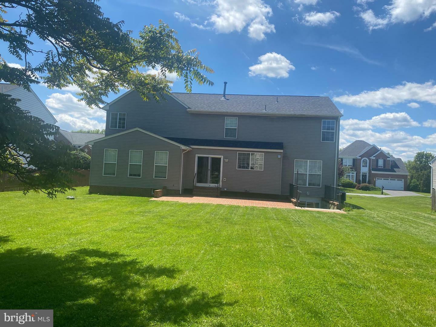 Property Photo: 268 Oakmont Drive WV 25414