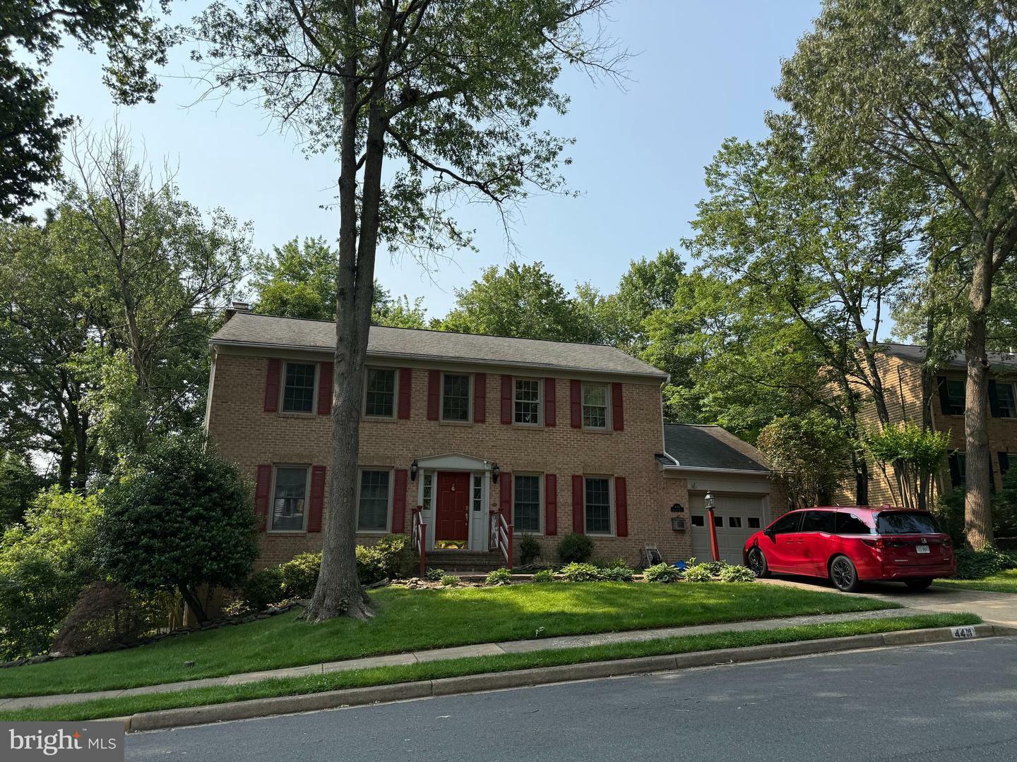 Property Photo: 4411 Boxwood Drive VA 22025