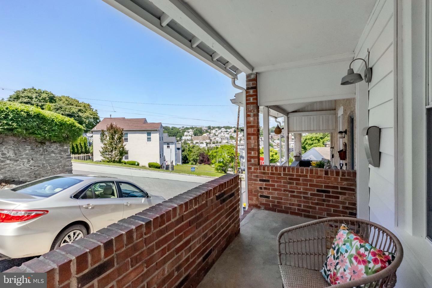 Property Photo: 106 Rockland Avenue PA 19004